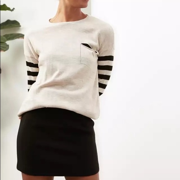 Striped Sleeve Knit Sweater - Picture 3 of 5